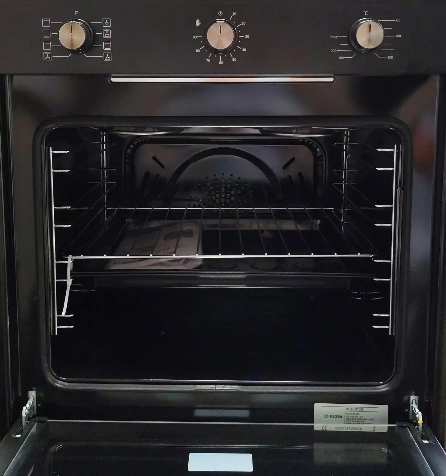 ELECSAN socket/integration oven, size XXL 76 litres, black COLOR, with ventilation.