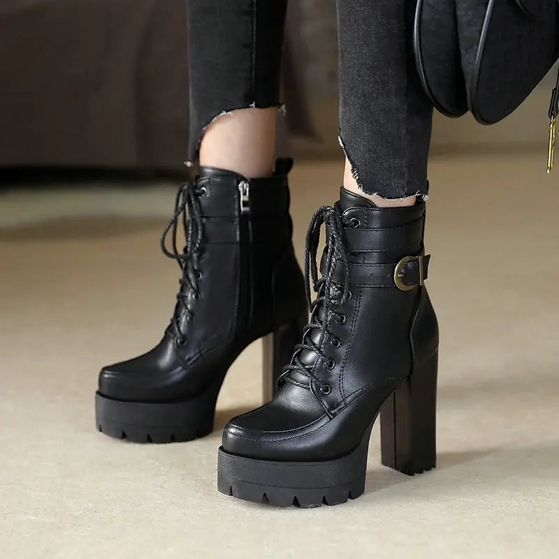 Autumn and winter new British style boots women's short boots thick with all-match