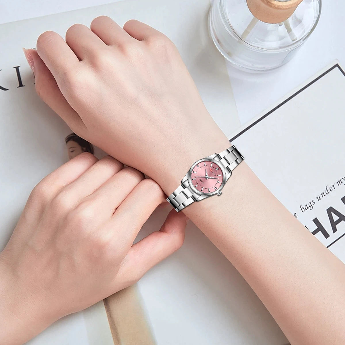 Luxury Women's Watch 29mm Fashionable Stainless Steel Rhinestone Pink Minimalist Girl Clock Outdoor Travel Women Wrist Watches