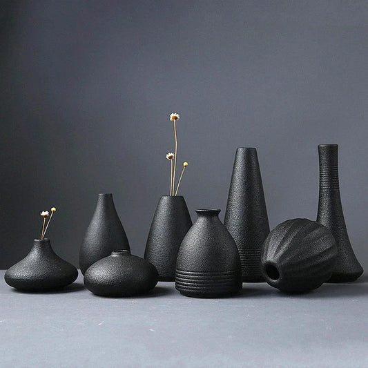 Black Ceramic Small Vase Home Decoration Crafts Tabletop Ornament Simplicity Japanese-style Decoration