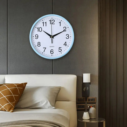 Wall Clock Simple Style High-precision Battery Operated Round Hanging Clock Easy-to-Read Non-Ticking Quartz Clock Wall Decor