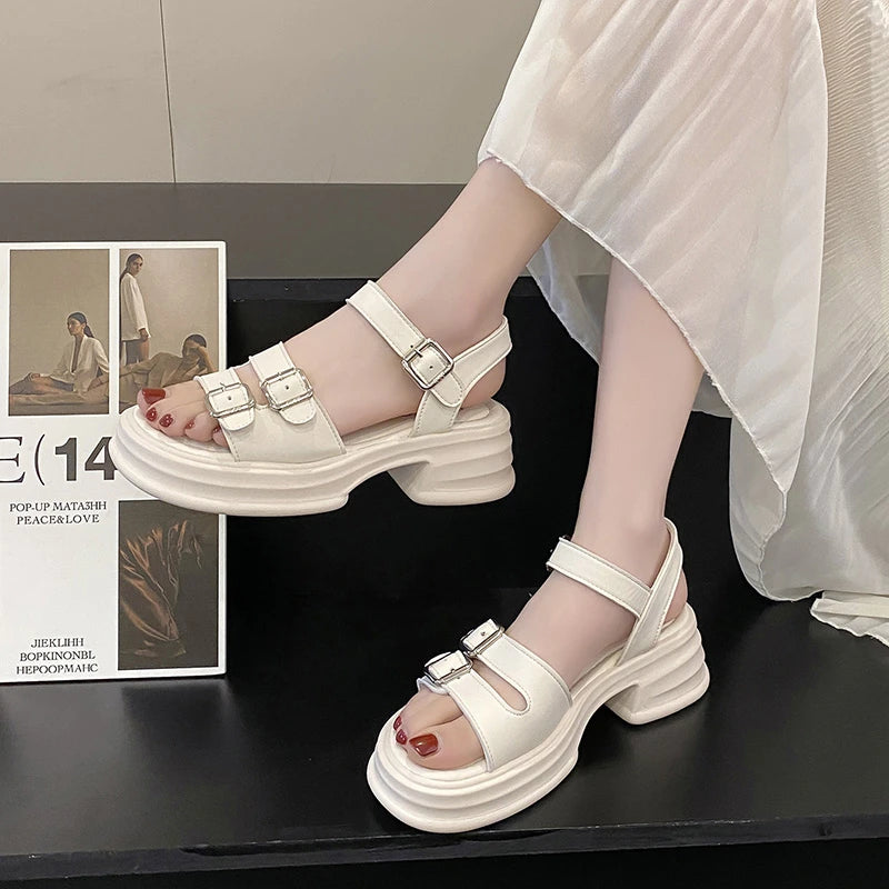 2024 Women Sandals Beach Shoes for Women Summer Heels All-Match Med Clogs Wedge Sandalen Girls Medium Platform Sandalen Outsid