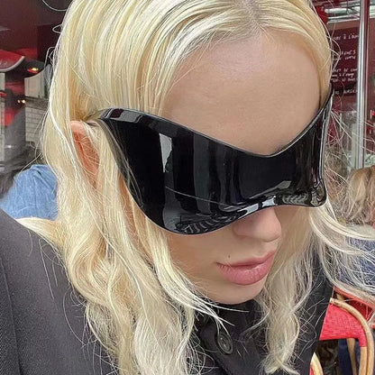 Oversized Futuristic Shield Sunglasses for Women Men Fashion Silver Mask Visor Sun Glasses Female Punk Y2K Eyeglasses