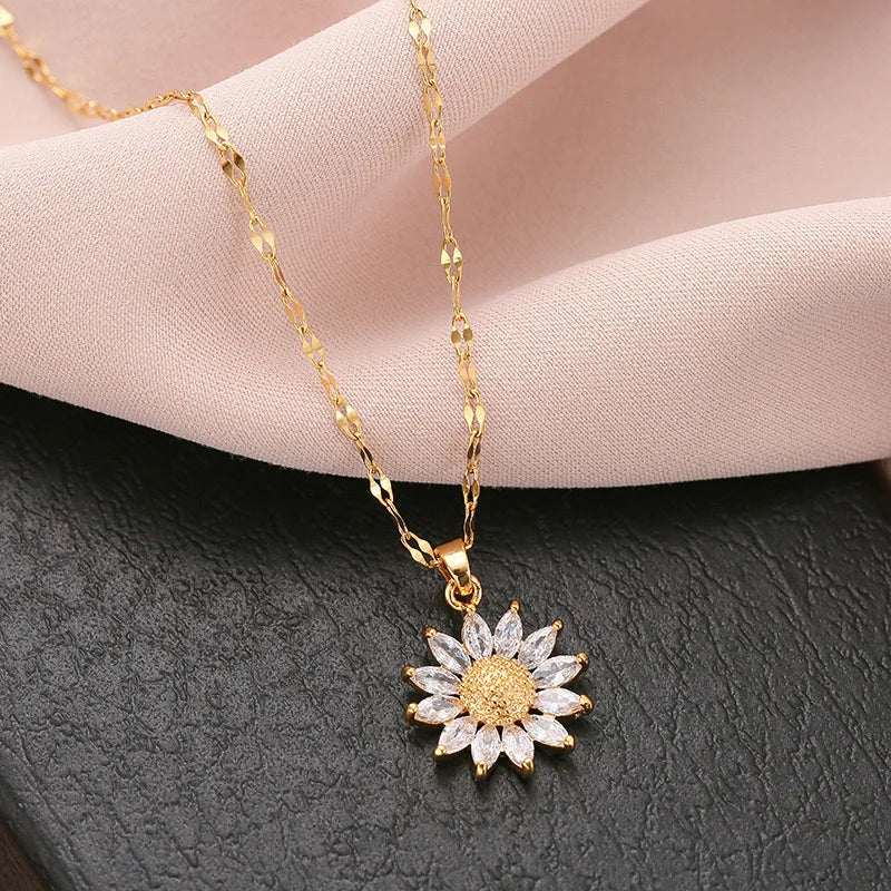 New Fashion Sweet Sex Sunflower Stainless Steel Necklaces For Women Trendy 18K Gold Plated Female Clavicle Chain Jewelry Gift