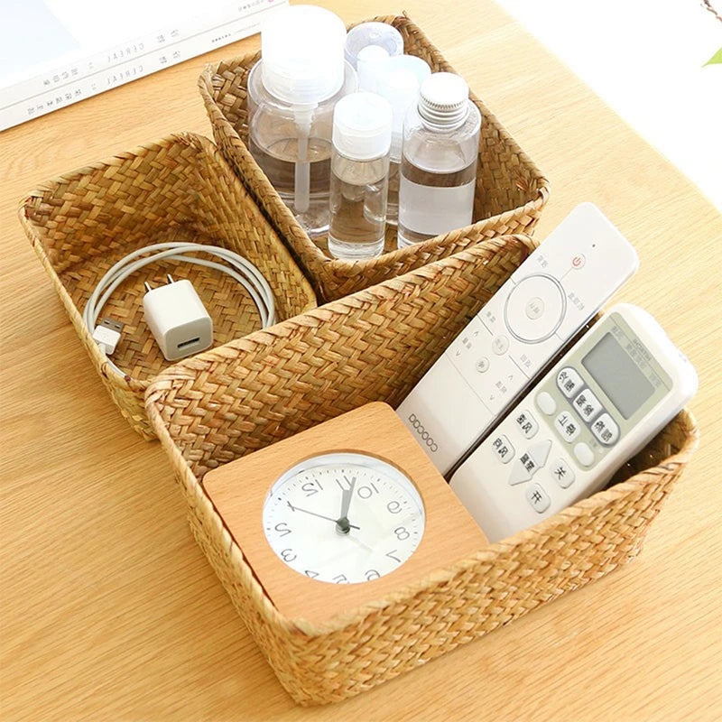 Woven Seagrass Storage Baskets Straw Rattan Basket Desk Organizer Picnic Basket Fruit Storage Box Cosmetic Storage Container