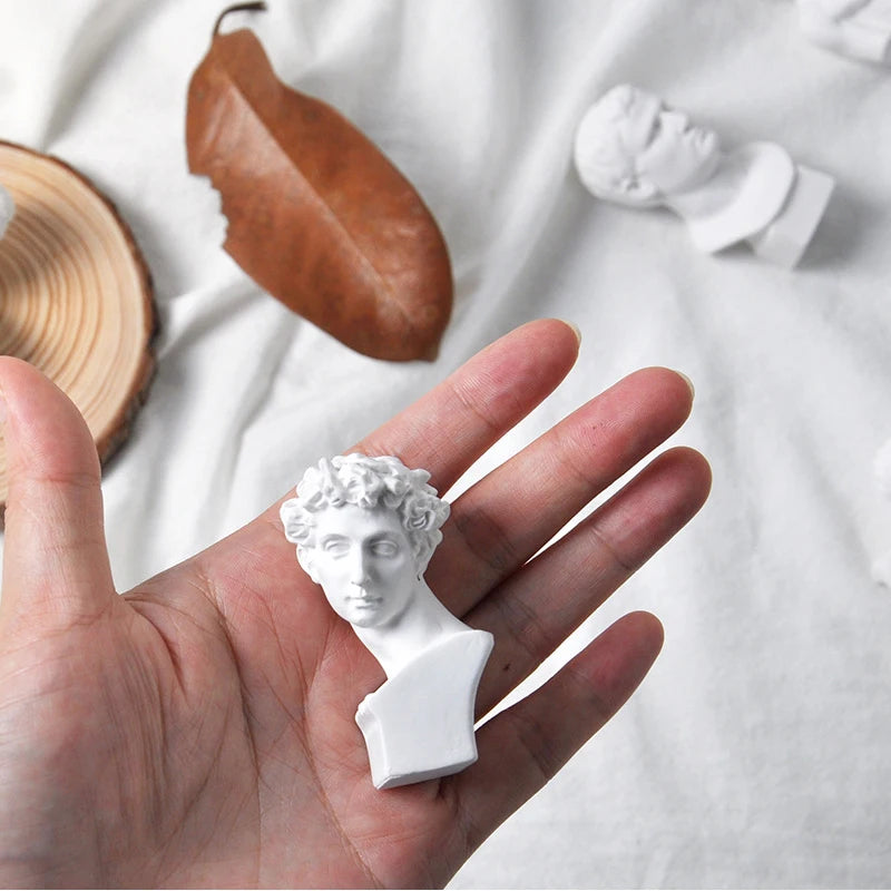 1Piece Nordic Sculpture Greek Mythology Plaster Statue David Resin Figure Portraits Bust Mini Gypsum Drawing Practice Crafts