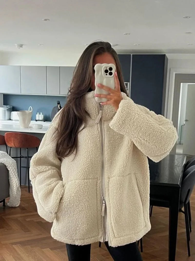 Winter Lamb Wool Jacket Women Fashion Stand Collar Zipper Pocket Long Sleeve Warm Velvet Coat Streetwear Female Outerwears