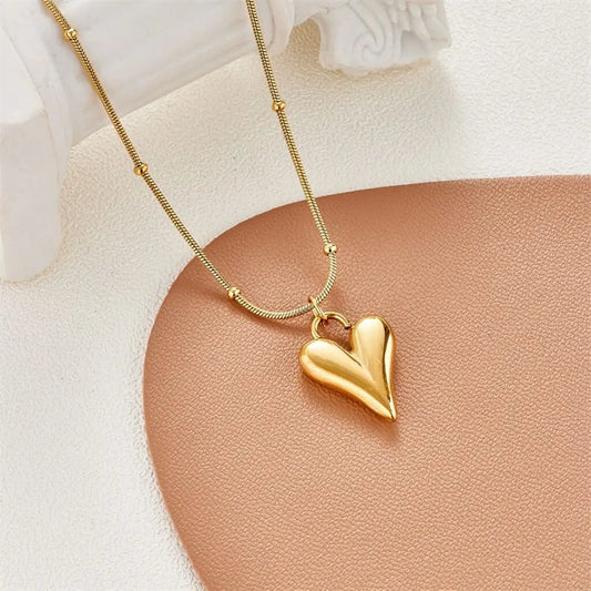 Classic Peach Heart Pendant Stainless steel Necklace Korean Fashion Jewelry Girl's Sexy Heart-shaped Clavicle Chain For Woman