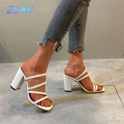 Hot New Women Sandals Summer Luxury Brand Design Rivet High Heels Fashion Women's Thick Heel Sexy Open Toe Sandals Women Shoes