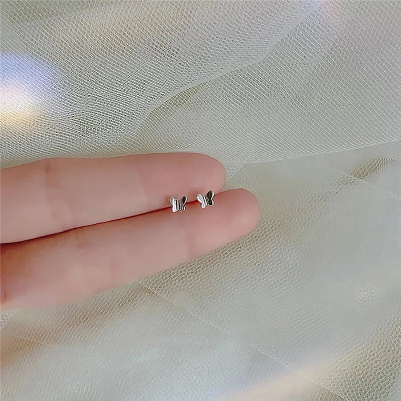 Korean Fashion Shiny Zircon Four Claws Stud Earrings for Women Dainty Ear Studs Girls Birthday Party Wedding New Fashion Jewelry