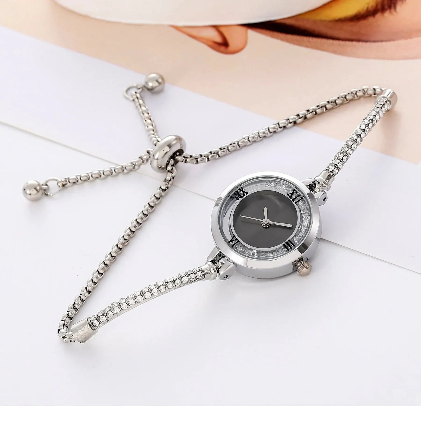 2024 Fashion Women's Wristwatch Gold Bracelet Small Dial Elegant Watch New Cute Women Steel Bracelet Watch Quartz Wristwatch