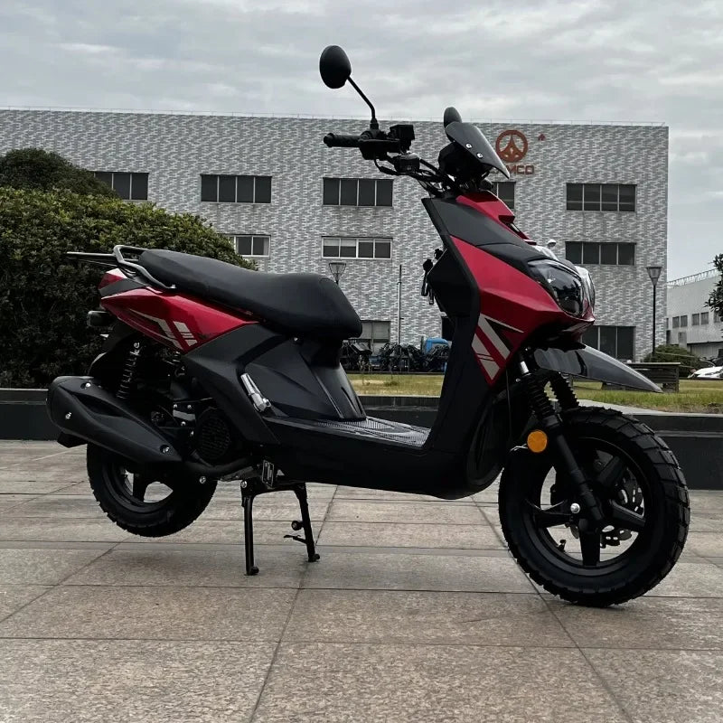 2022 Venta caliente Popular 50 cc 150 cc scooters adultos a gasolina ciclomotor EFI motocicleta de carreras