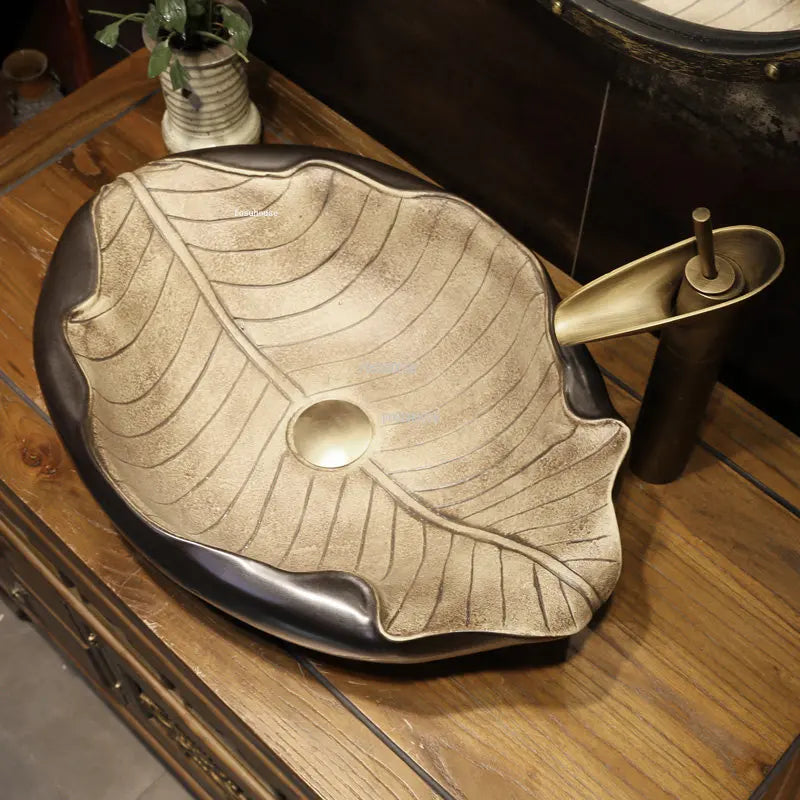 Creative leaf shape Bathroom Sinks Countertop Basin modern Ceramic Washbasin Personality Basin Balcony Bathroom Wash basins Z